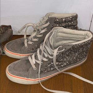 American Eagle High Top Sneakers